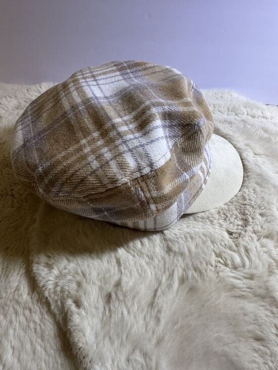 True Religion Newsboy Flat Cap Plaid Suede Logo Y2K Style Cream Brown New main image 7
